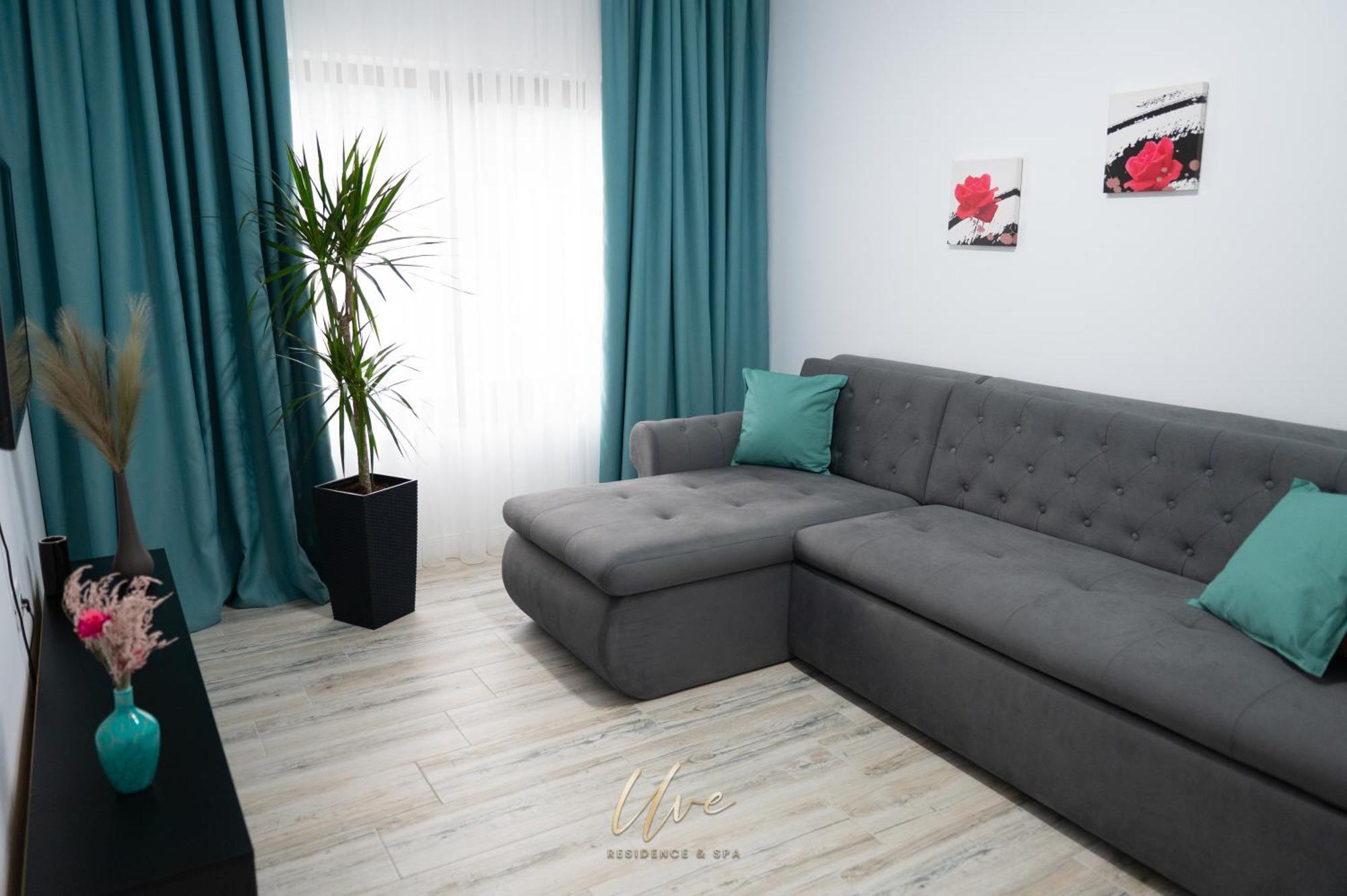 Uve Residence & Spa Piatra Neamţ Exteriér fotografie