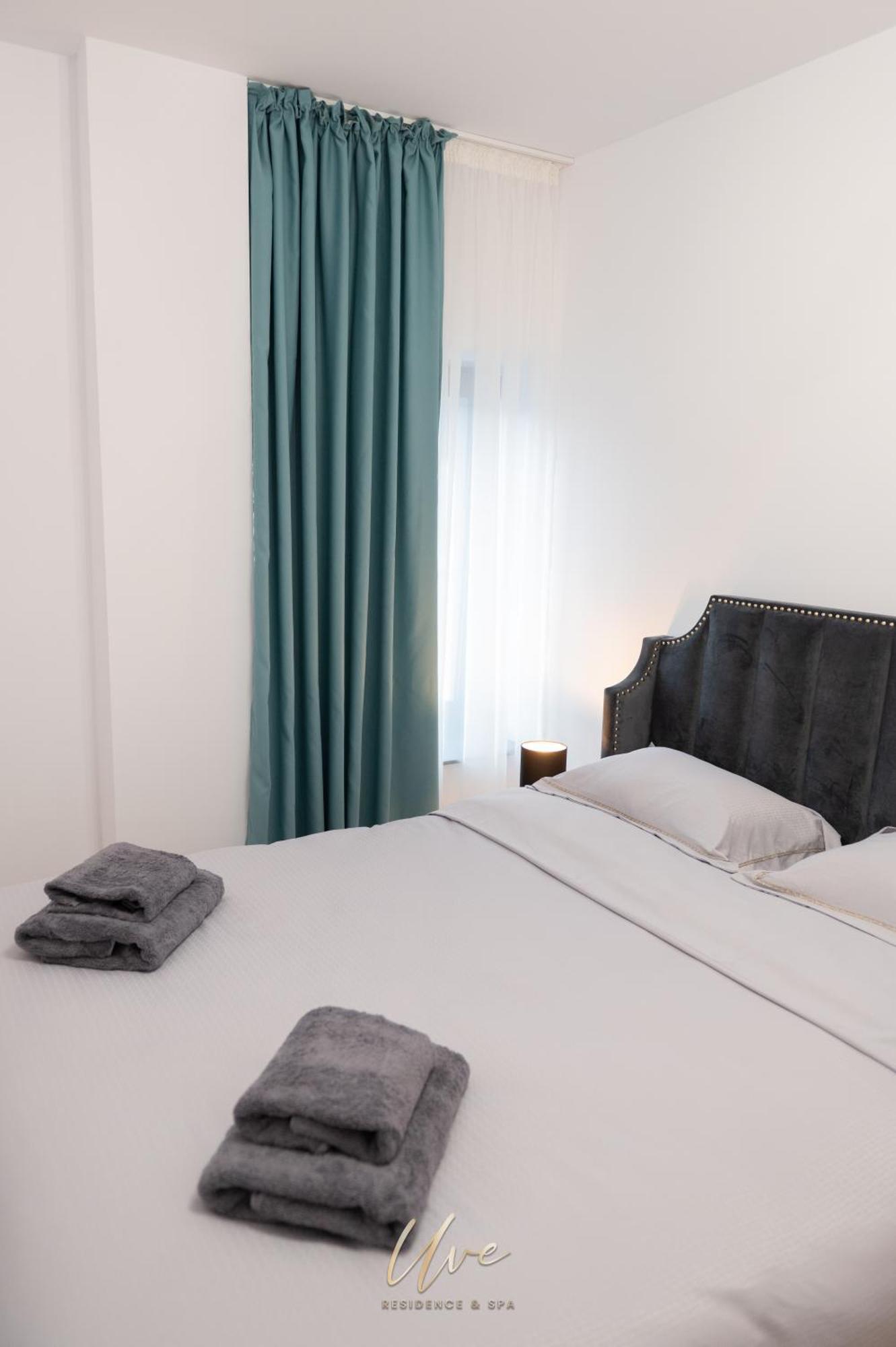 Uve Residence & Spa Piatra Neamţ Exteriér fotografie