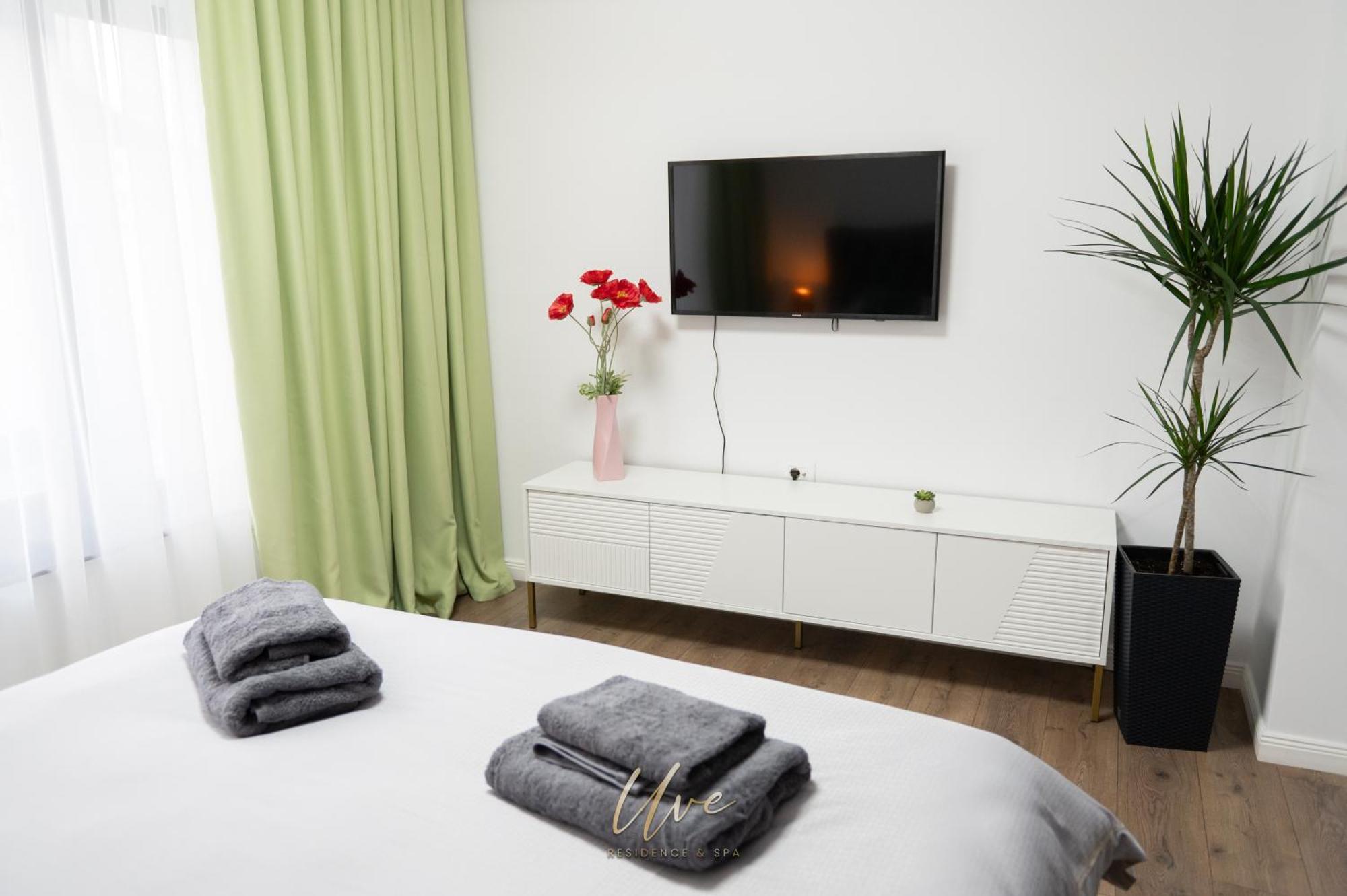 Uve Residence & Spa Piatra Neamţ Exteriér fotografie