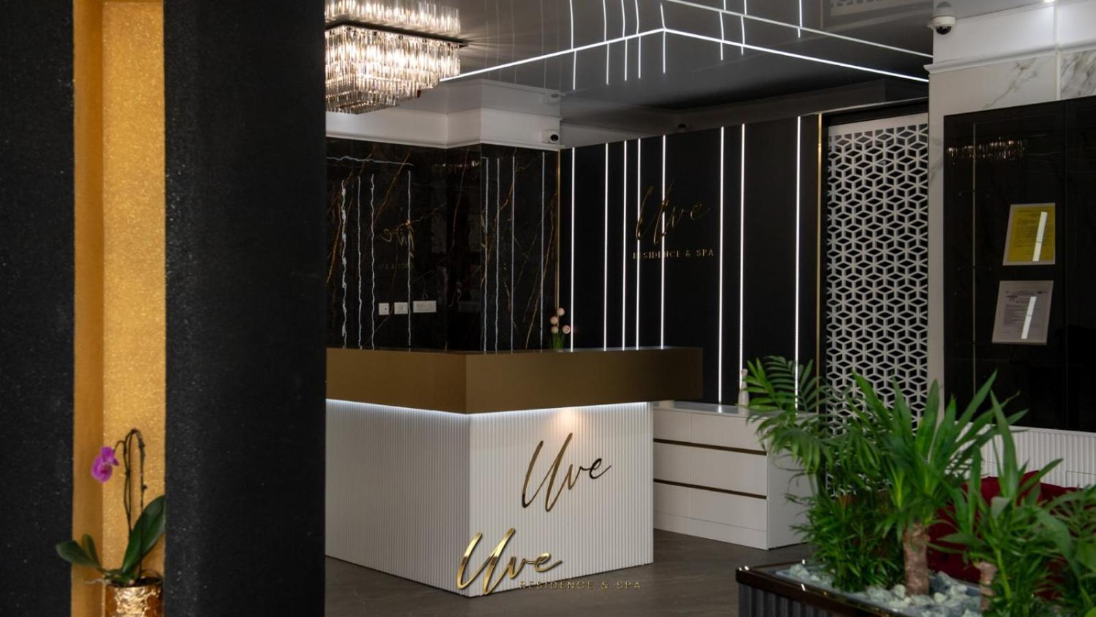 Uve Residence & Spa Piatra Neamţ Exteriér fotografie